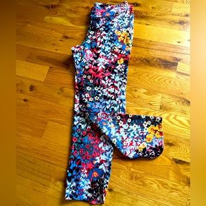 🛍️ UP! Ladies Floral Ankle Pants